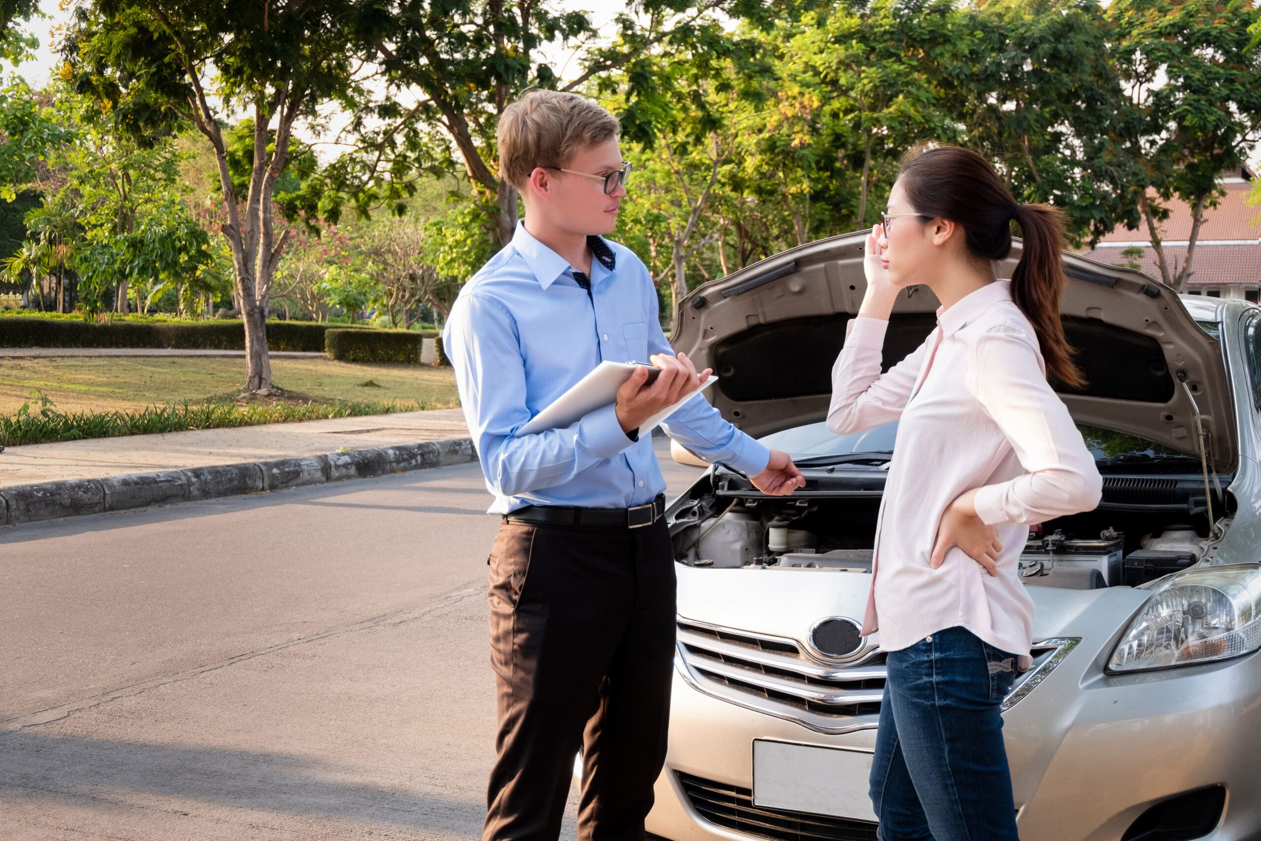 Professionals to Consult After a Car Accident