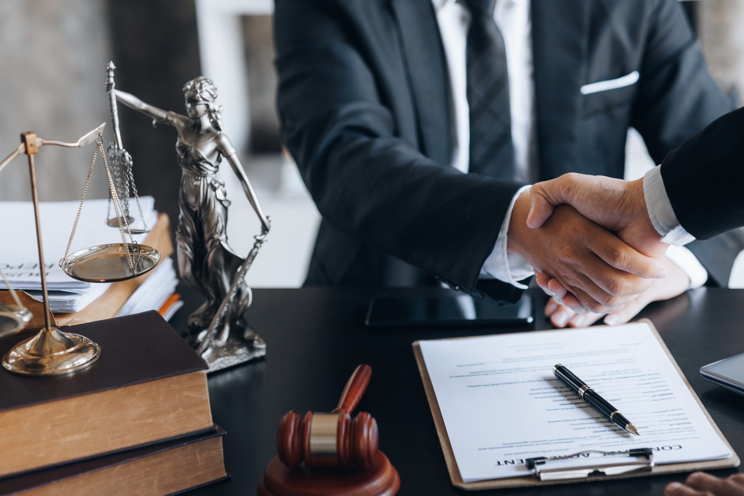 Benefit of Hiring a Lawyer
