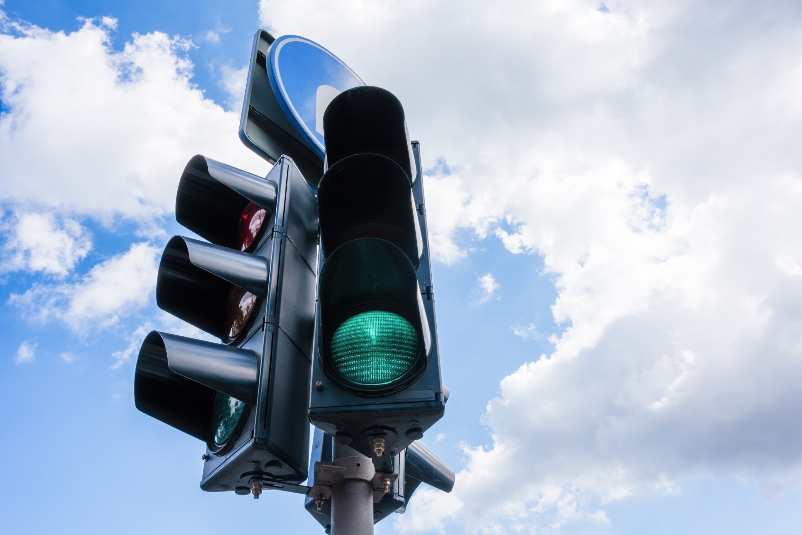 TRAFFIC DEFENSE RADAR